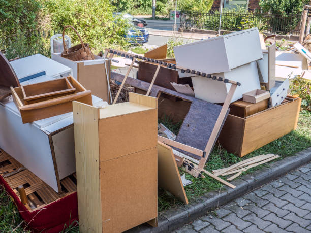Best Garage Cleanout Services  in St Regis Park, KY